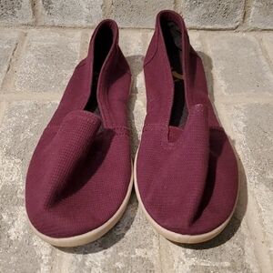 Report Shoes Womens Size 7 Slip On Grap Purple